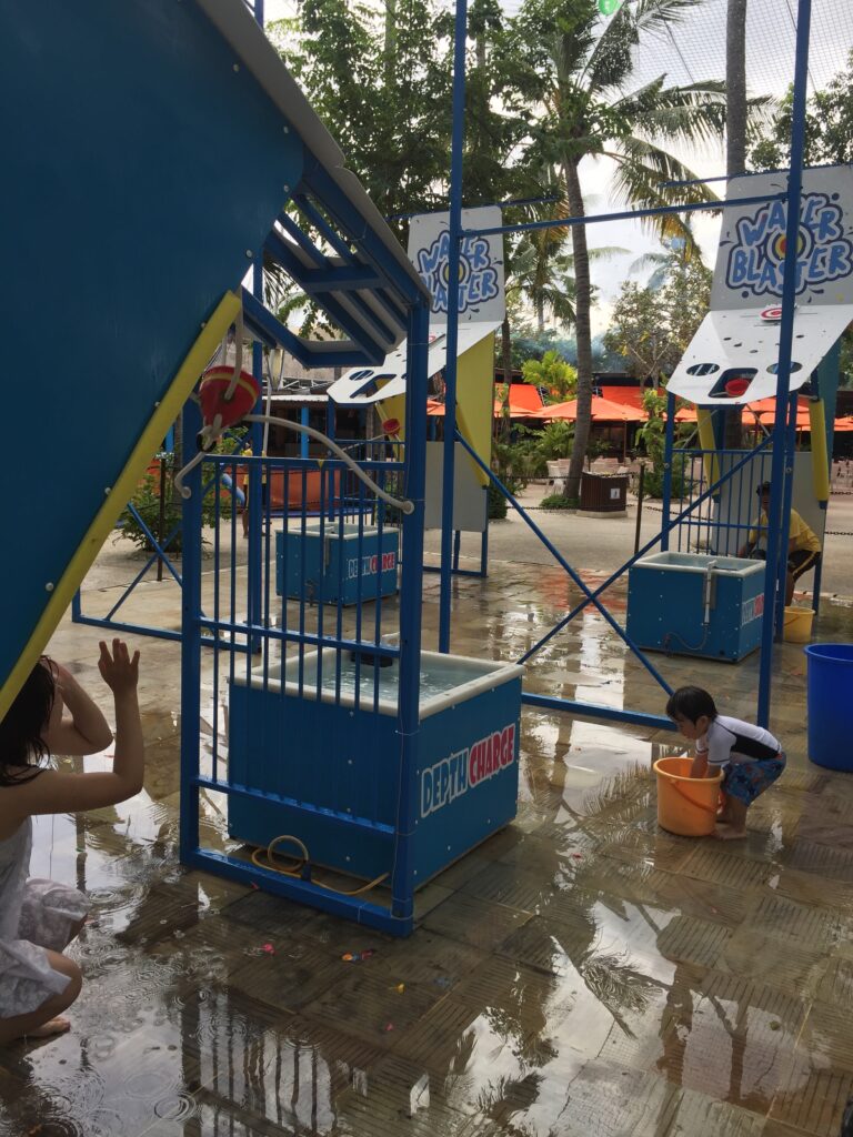 アジアNo.1 ウォーターパーク「Waterbom Bali(ウォーターボム バリ)」で水遊び