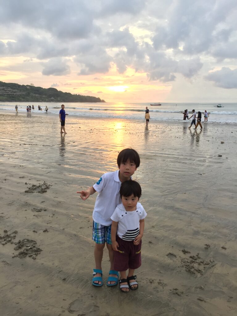 ジンバランビーチの夕日