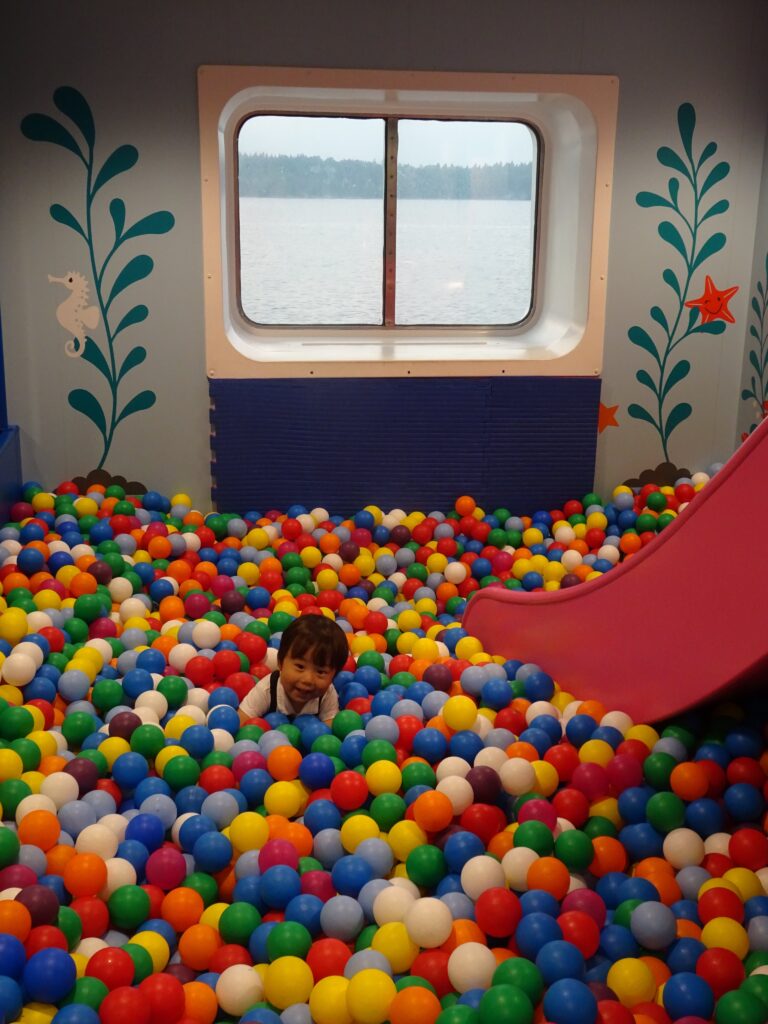 タリンクシリヤライン「シリヤ・セレナーデ号」の船内設備（キッズスペース）