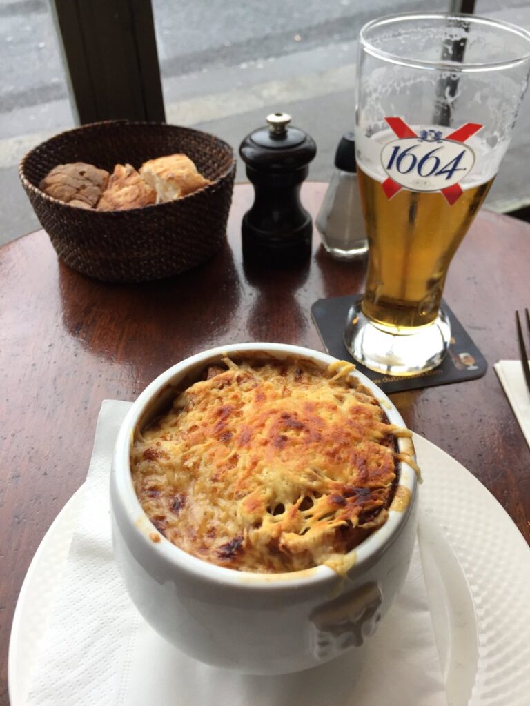 Cafe Panisのオニオンスープ