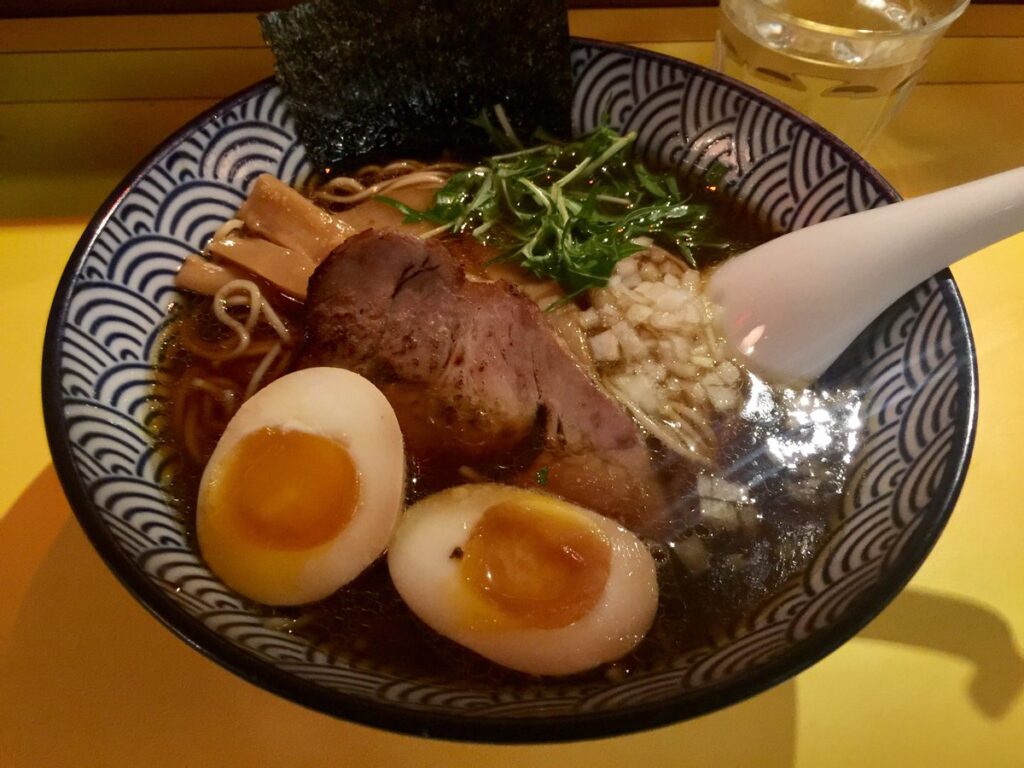 こだわりラーメンの地鶏醤油ラーメン
