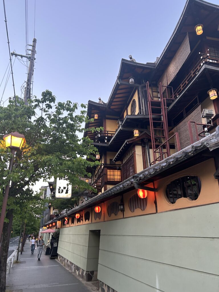 京料理 鴨川納涼床 鶴清(つるせ)