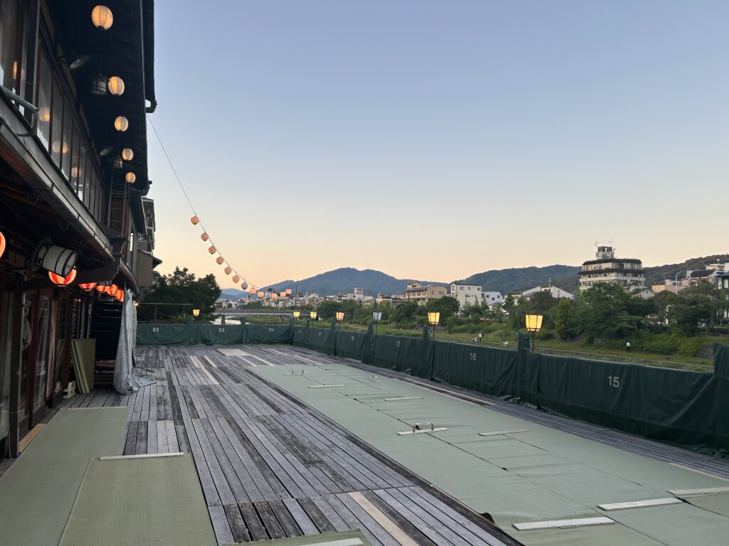 京料理 鴨川納涼床 鶴清(つるせ)