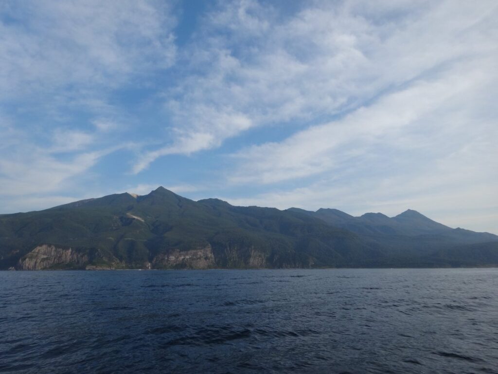 知床岬クルーズのルシャ湾