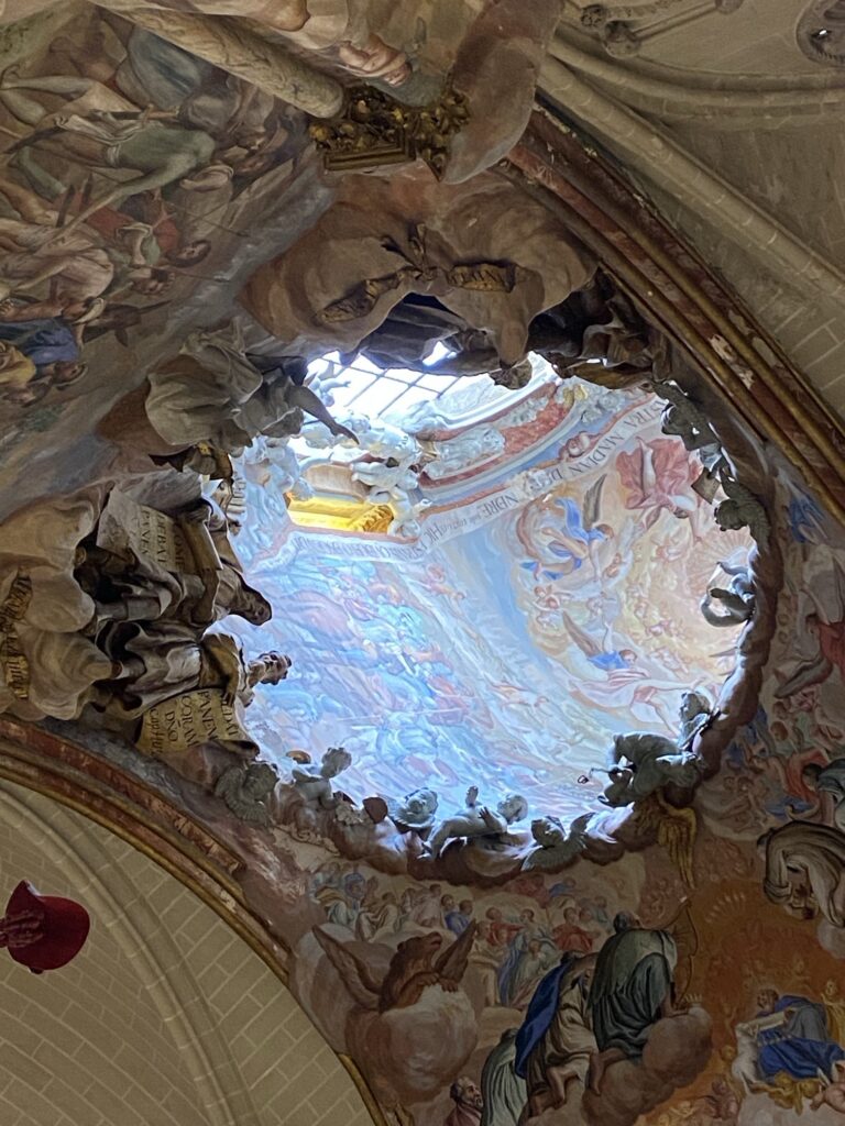 古都トレド・トレド大聖堂の祭壇画「トランスパレンテ(El Transparente)」