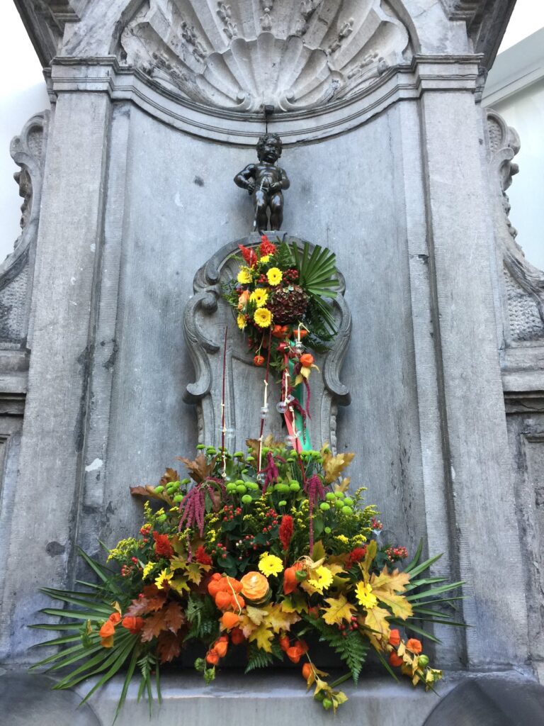 ブリュッセル・「世界三大がっかり名所」として名高い「小便小僧(Manneken Pis)」