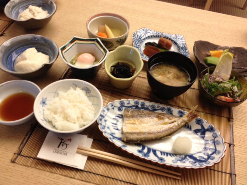 道後温泉「うめ乃や」でいただく朝食