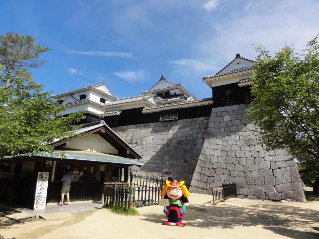 松山城