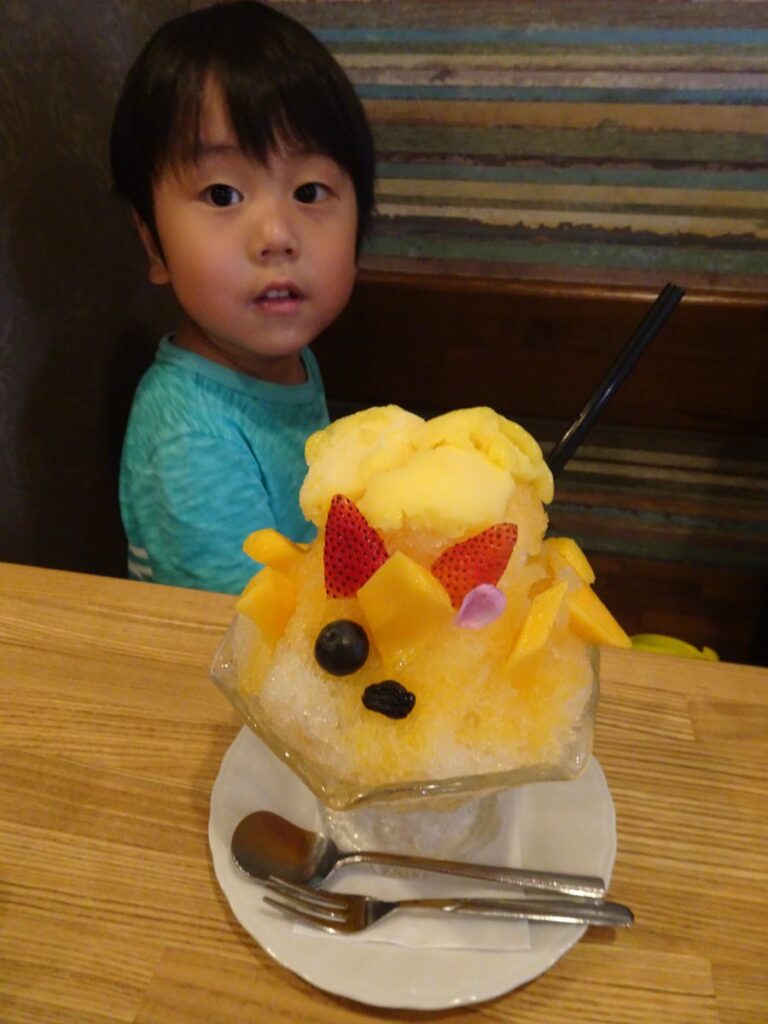 フルーツ大野ANNEXの宮崎産マンゴーかき氷「日向のしずく」