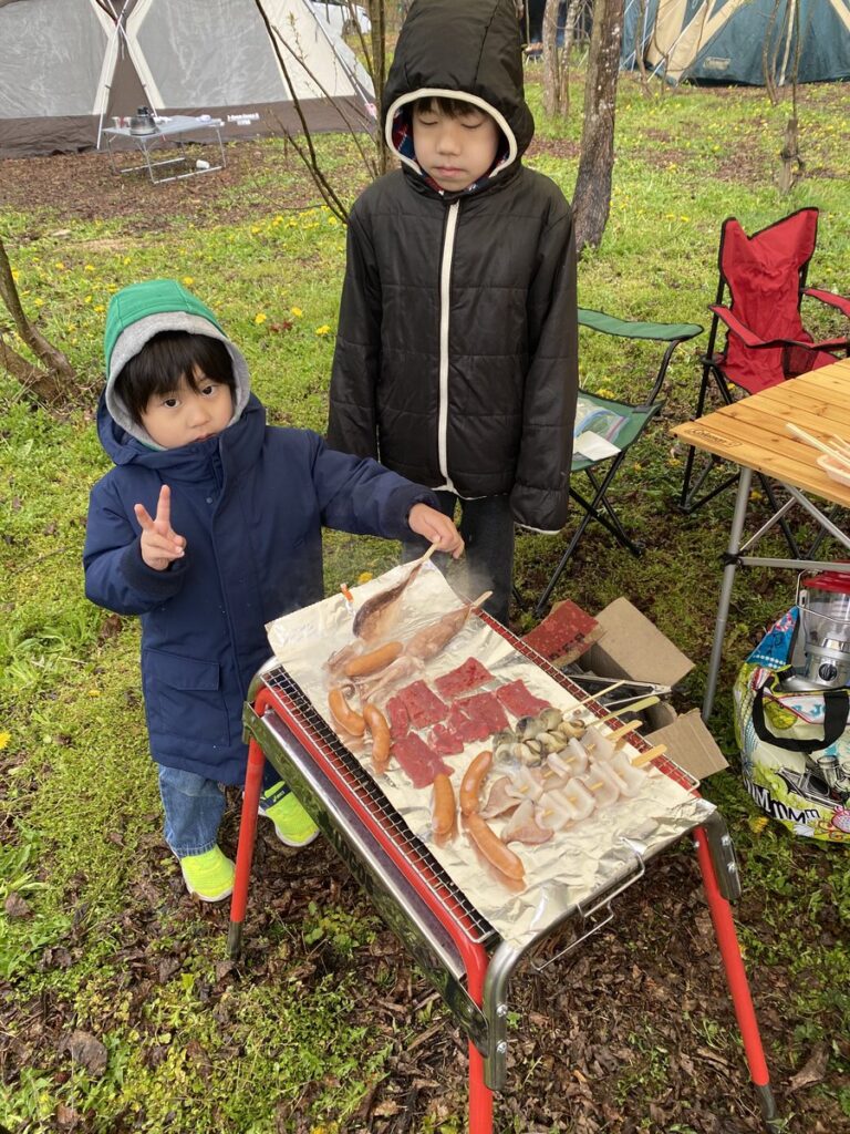 白馬キャンプでの焼肉夕食