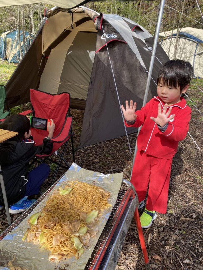 白馬キャンプの朝食で作った焼きそば