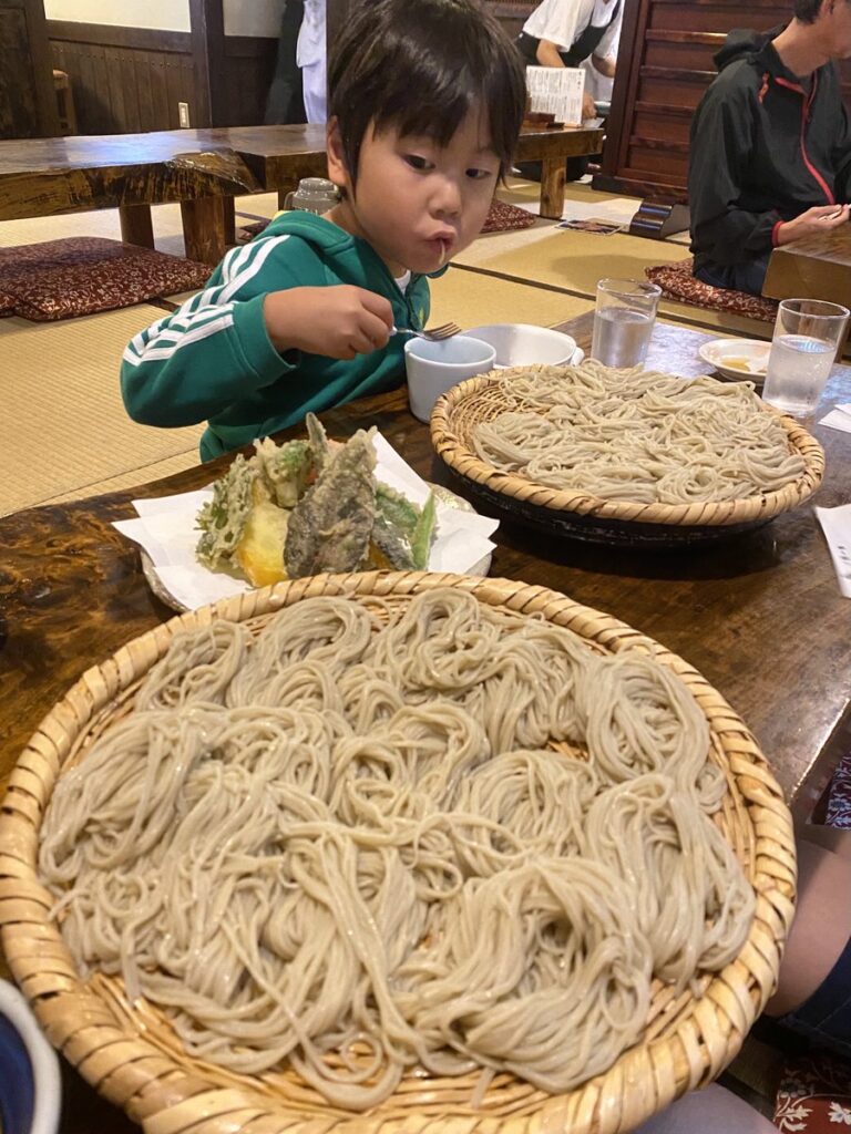 戸隠蕎麦の人気店うずら家