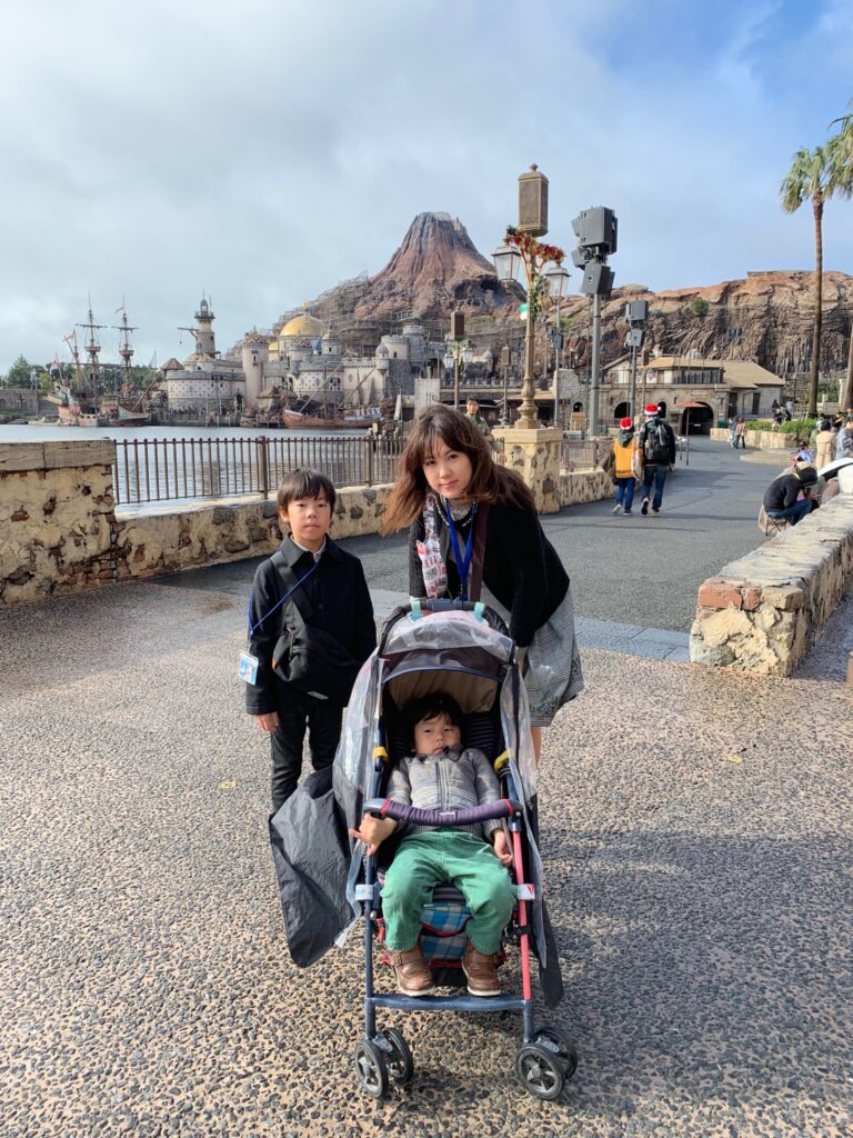 子供たちの誕生祝いで「東京ディズニーシー」
