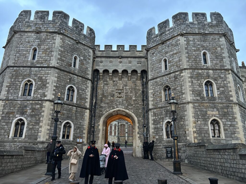 初めてのロンドンで絶対やるべきこと:ウィンザー城