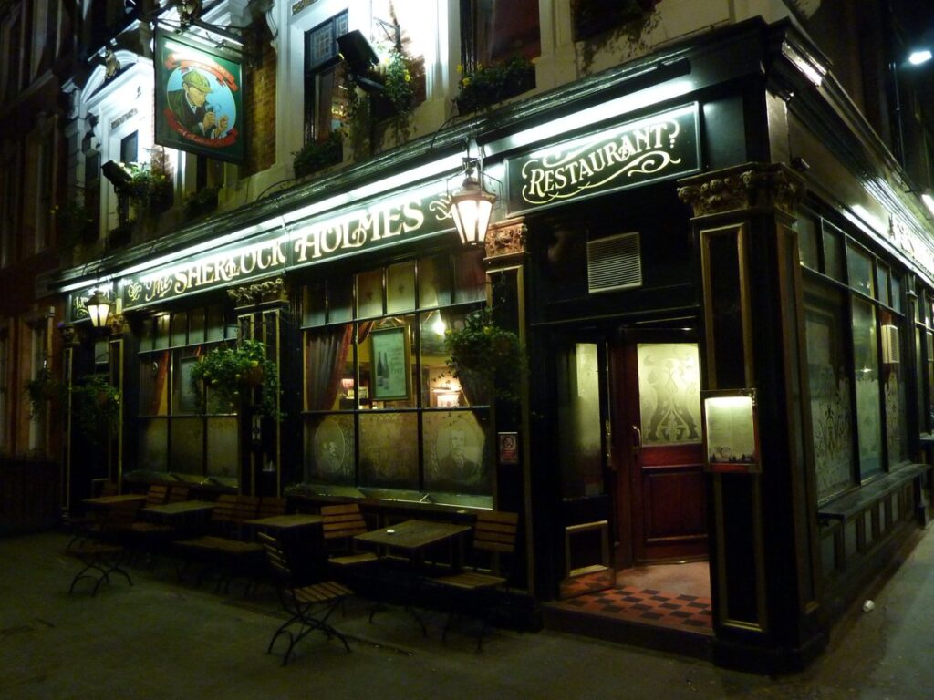 初めてのロンドンで絶対やるべきこと:パブ