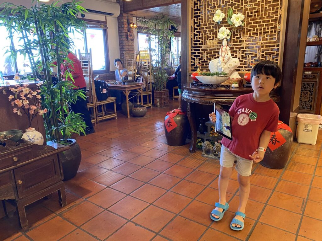 阿妹茶樓店内の「千と千尋の神隠し」グッズ