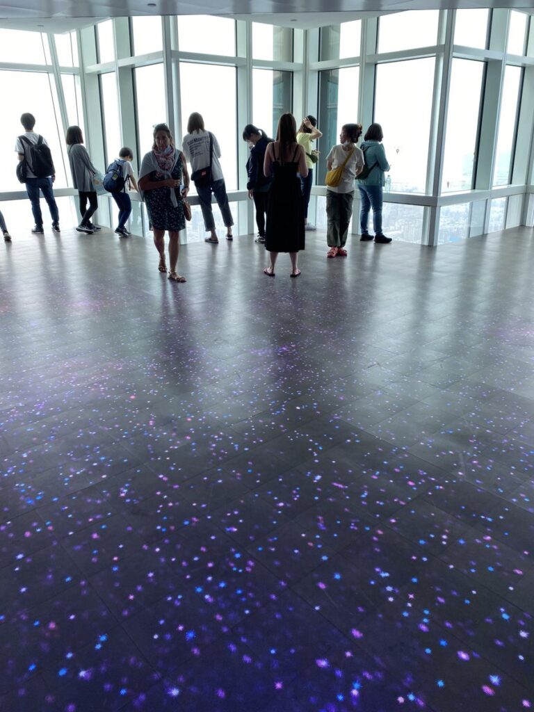 台北101の89階展望デッキからの景色