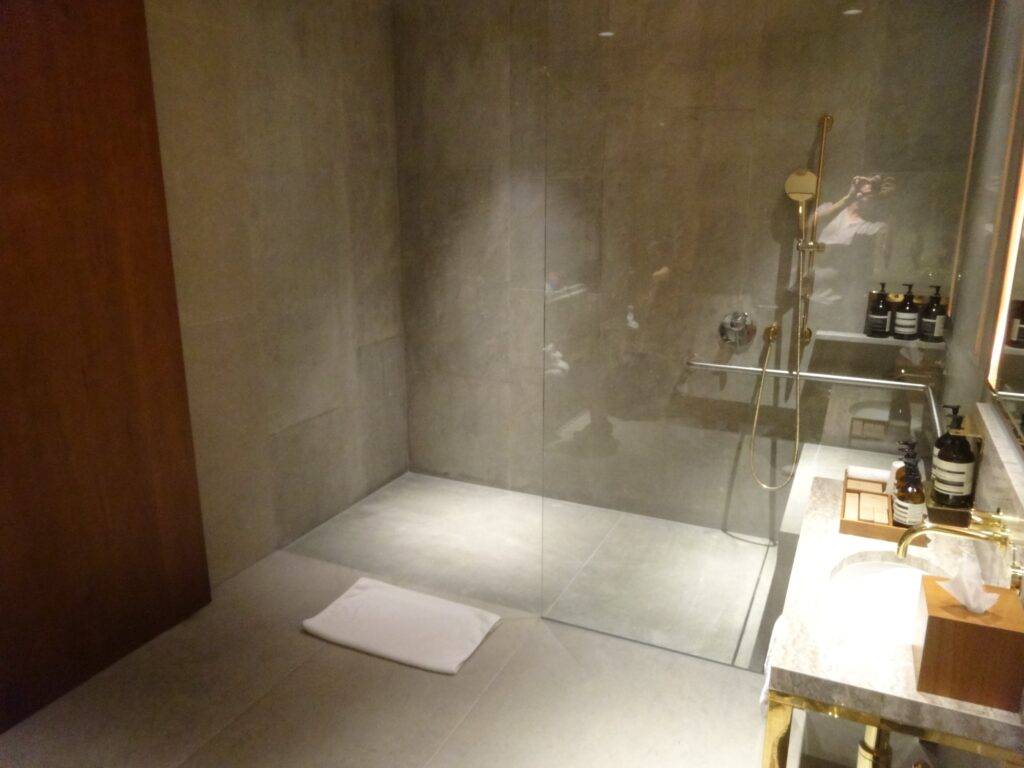 キャセイ・パシフィック航空「THE PIER | First Class Lounge（香港）」