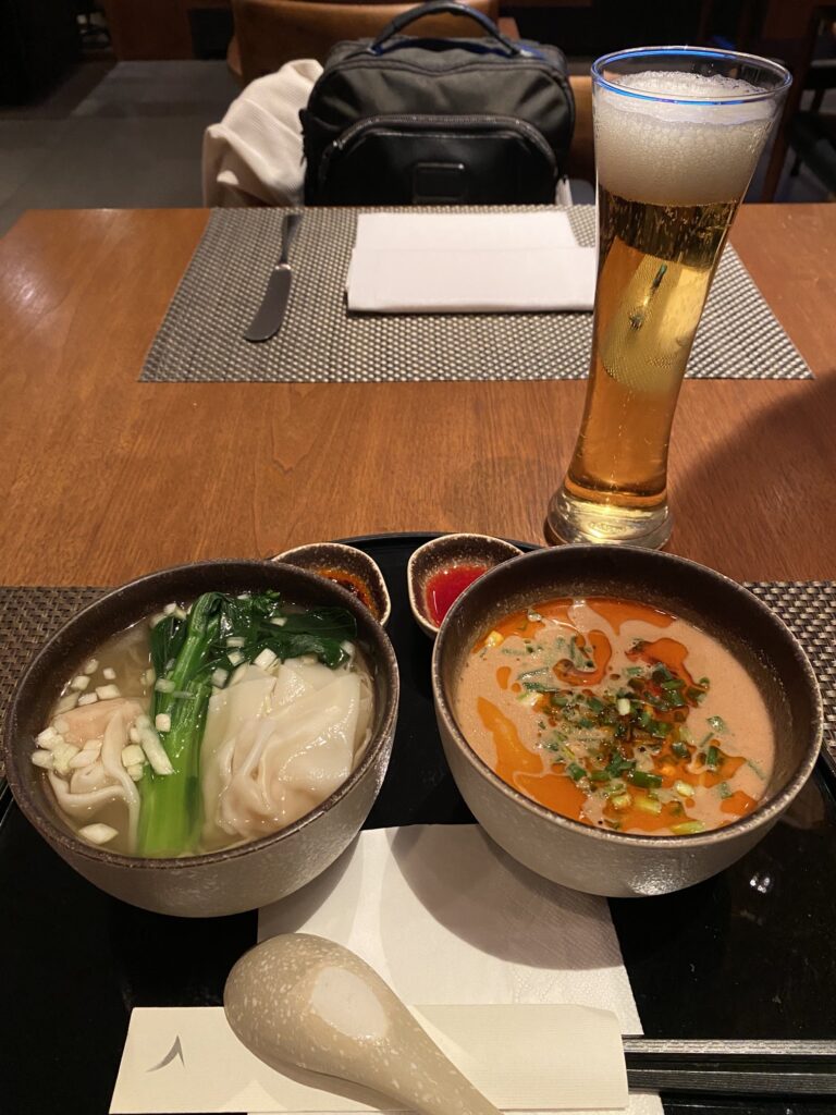 キャセイ・パシフィック航空「TTHE PIER | Business Class Lounge（香港）」