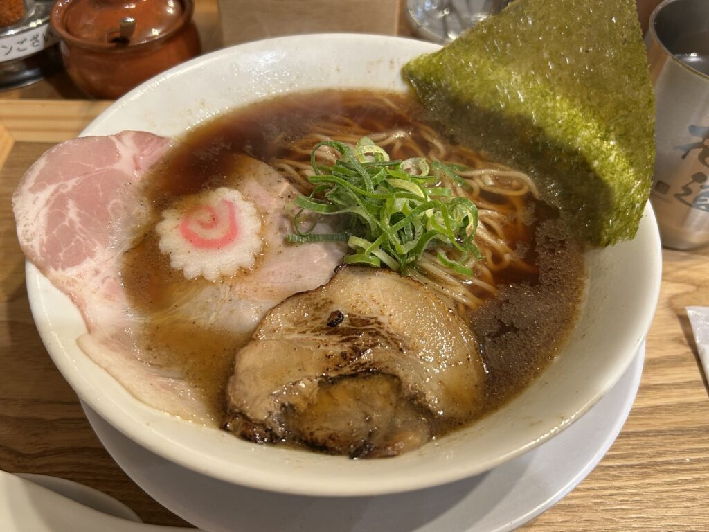 これまで食べ歩いてきたラーメン（埼玉県・川口駅）・おダシと銀しゃり 中華そば 花道
