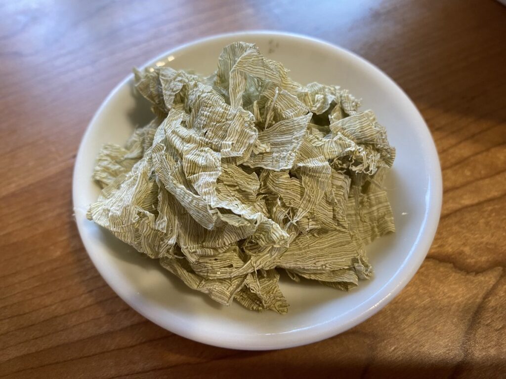 利尻らーめん味楽のとろろ昆布トッピング
