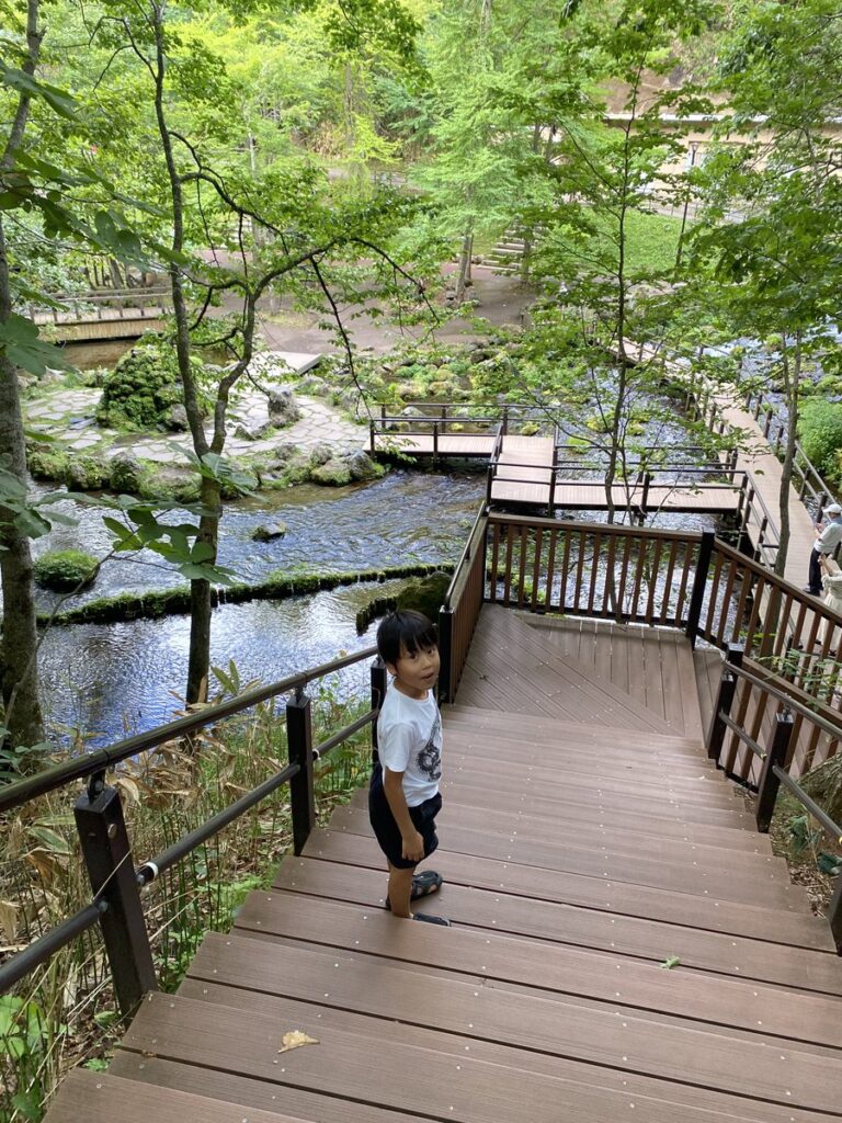 京極ふきだし公園のおいしい水の湧出口