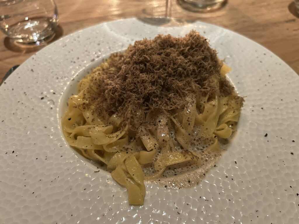 ハンブルクのおすすめレストラン・HYGGE Brasserie & Bar