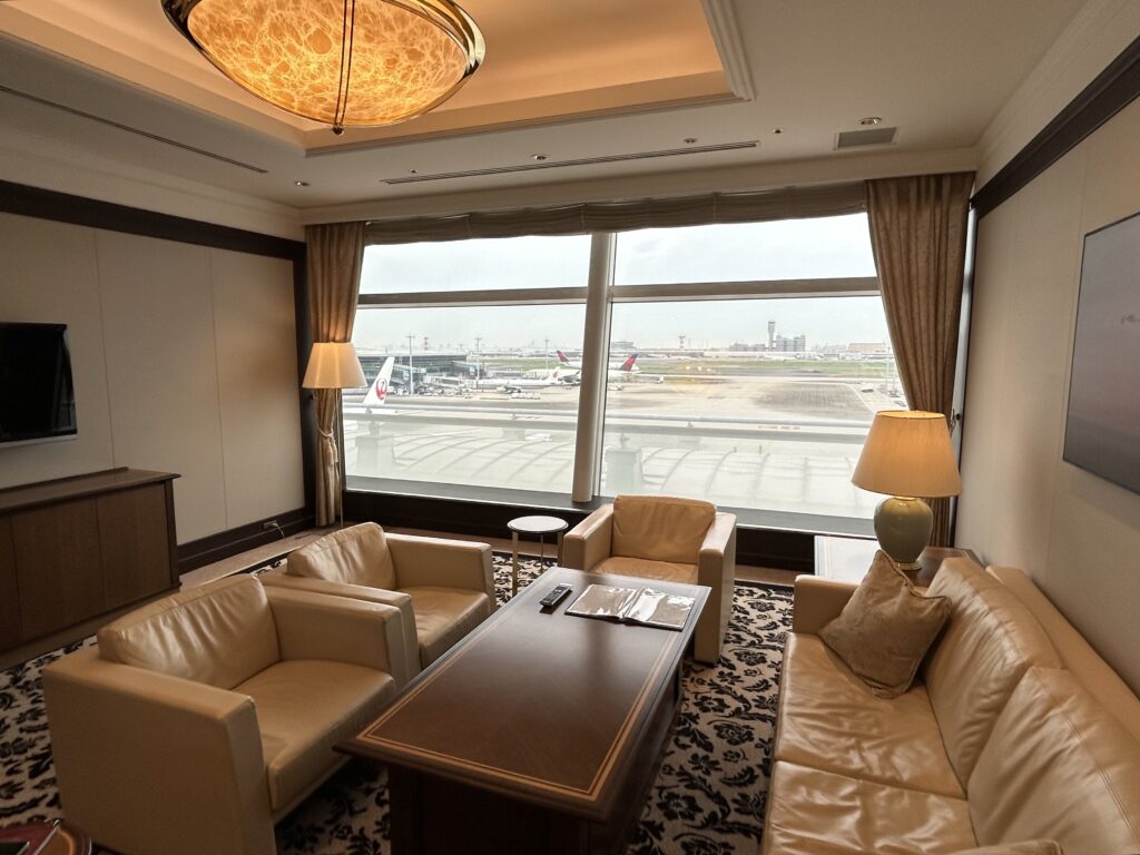 JAL VIPラウンジ「暁」
