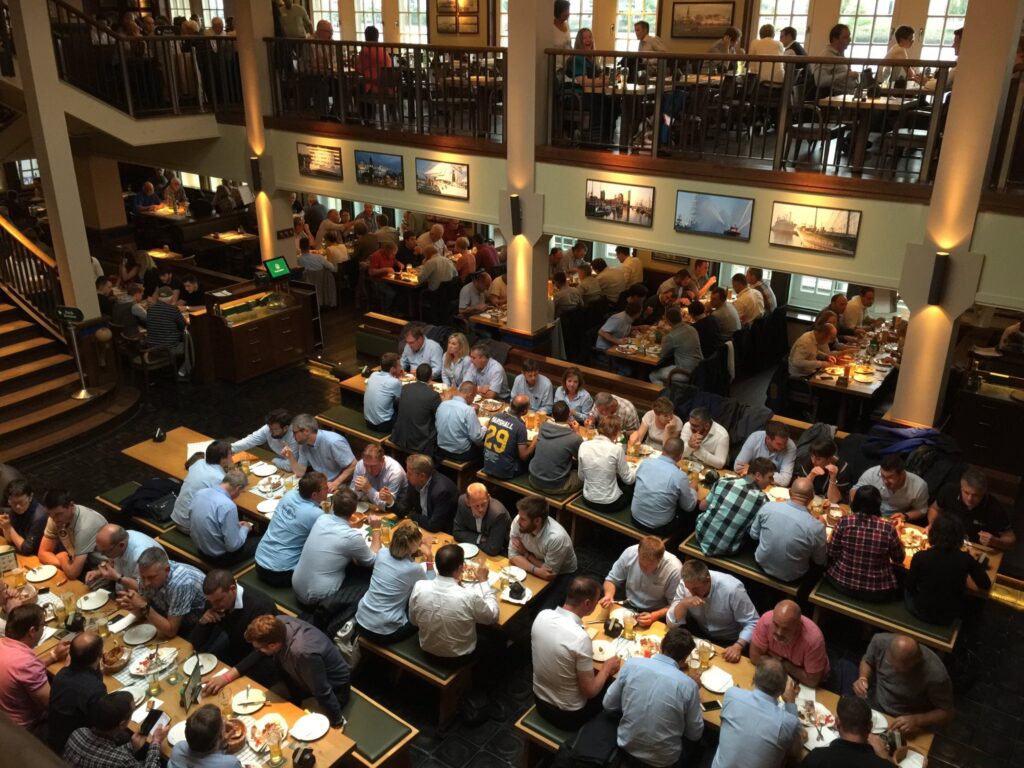 ハンブルク・ビアホール「Block Braeu」