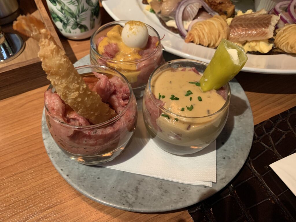 ハンブルク・「Old Commercial Room」でいただく「ラプスカウス」