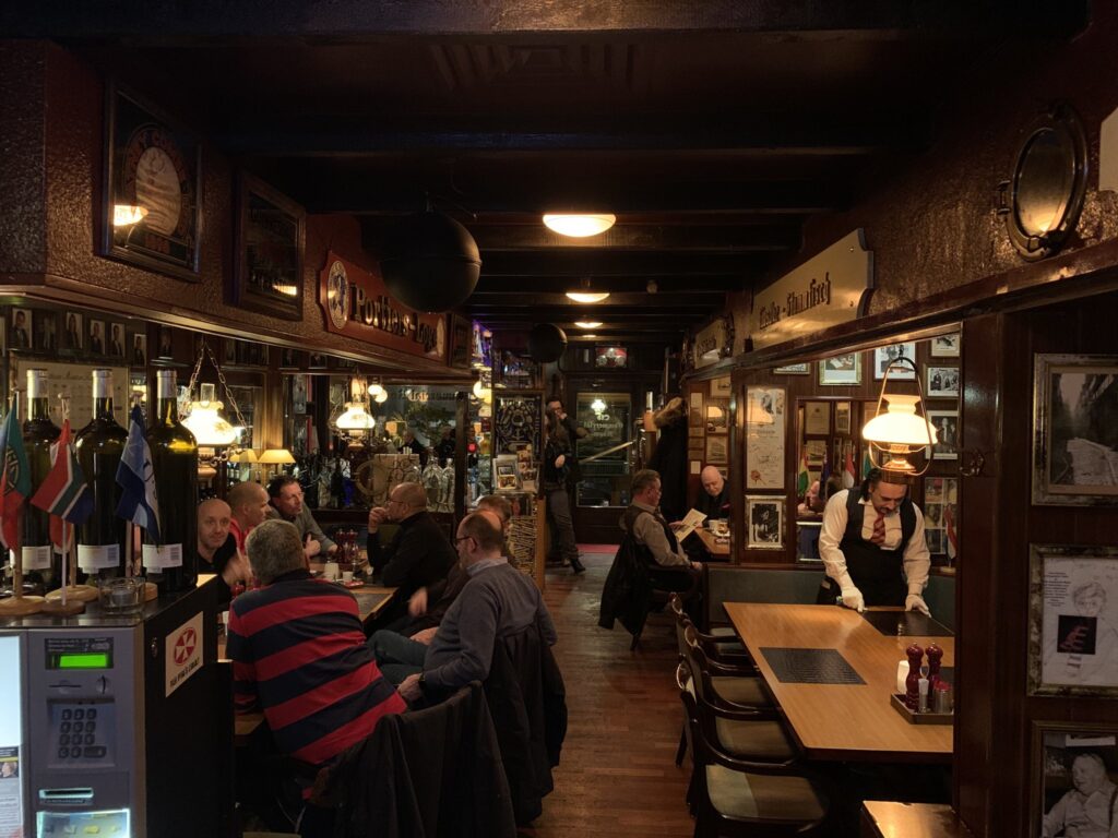 ハンブルク・「Old Commercial Room」