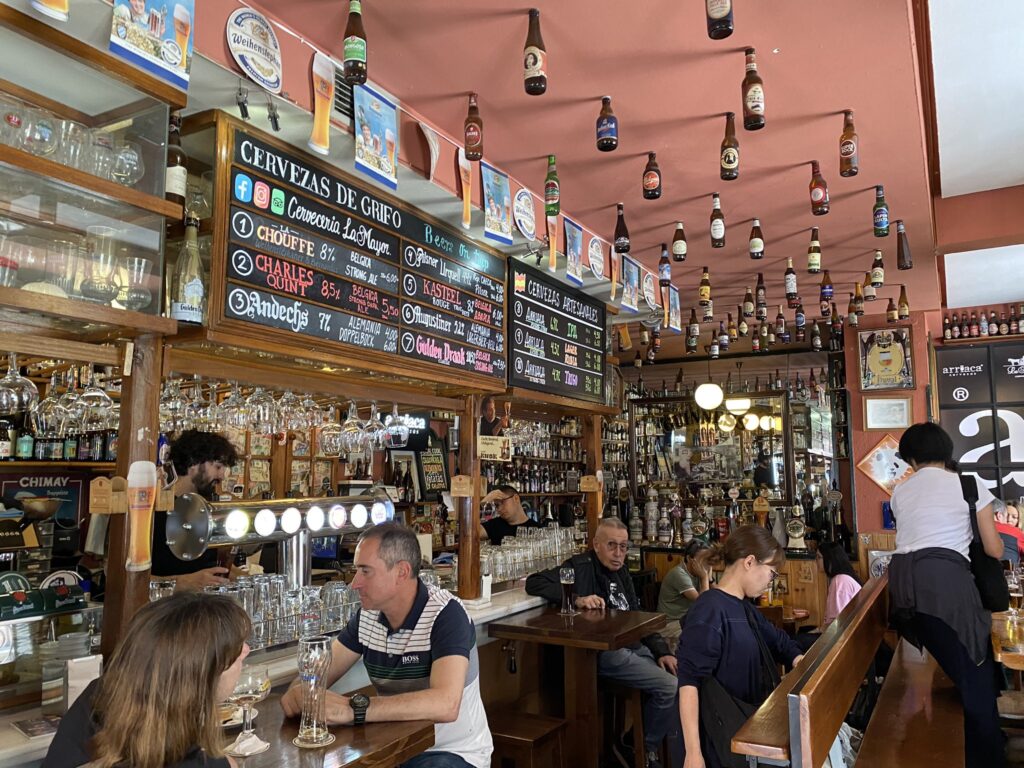 マドリード・王宮近くのバル「Cerveceria La Mayor」