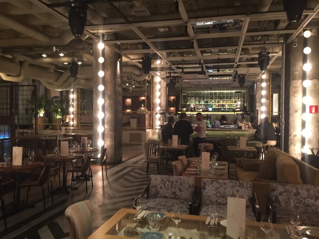 マドリード・地中海料理レストラン「Perrachica」