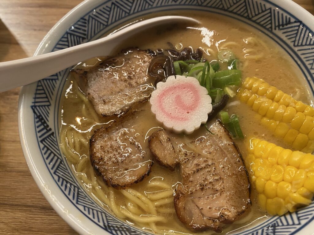 マドリード・ラーメン居酒屋「Ramen KOTSU×KOTSU」でいただく締めの味噌ラーメン