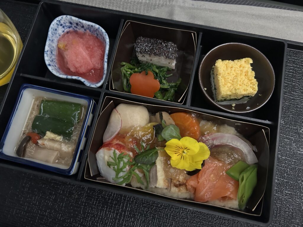 日本航空(JAL)ビジネスクラス搭乗記 | A350-1000