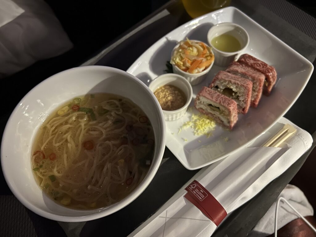 日本航空(JAL)ビジネスクラス搭乗記 | A350-1000