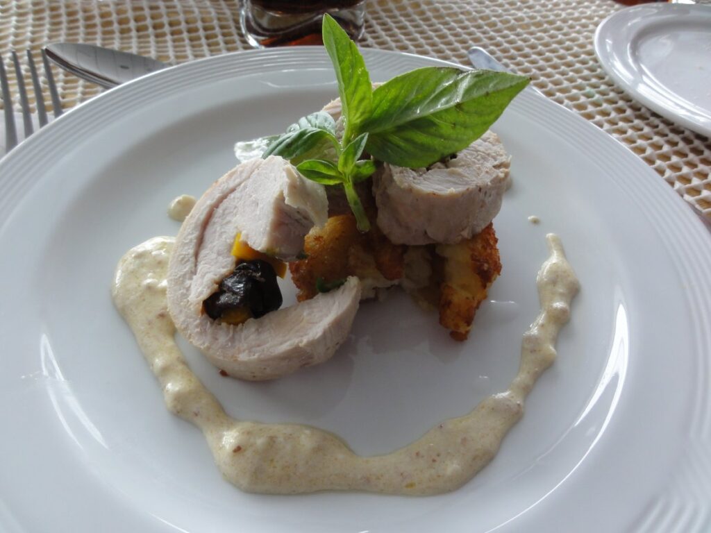 Antarctic Dream号のランチで提供されたメイン料理