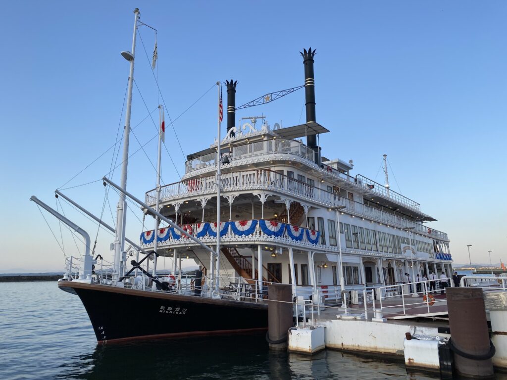『成瀬は成瀬は天下を取りにいく』の地を訪ねて｜大津港ミシガンクルーズ「レッツゴーミシガン」