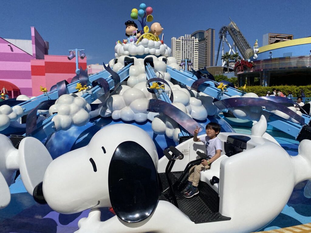 USJワンダーランドのフライング・スヌーピー