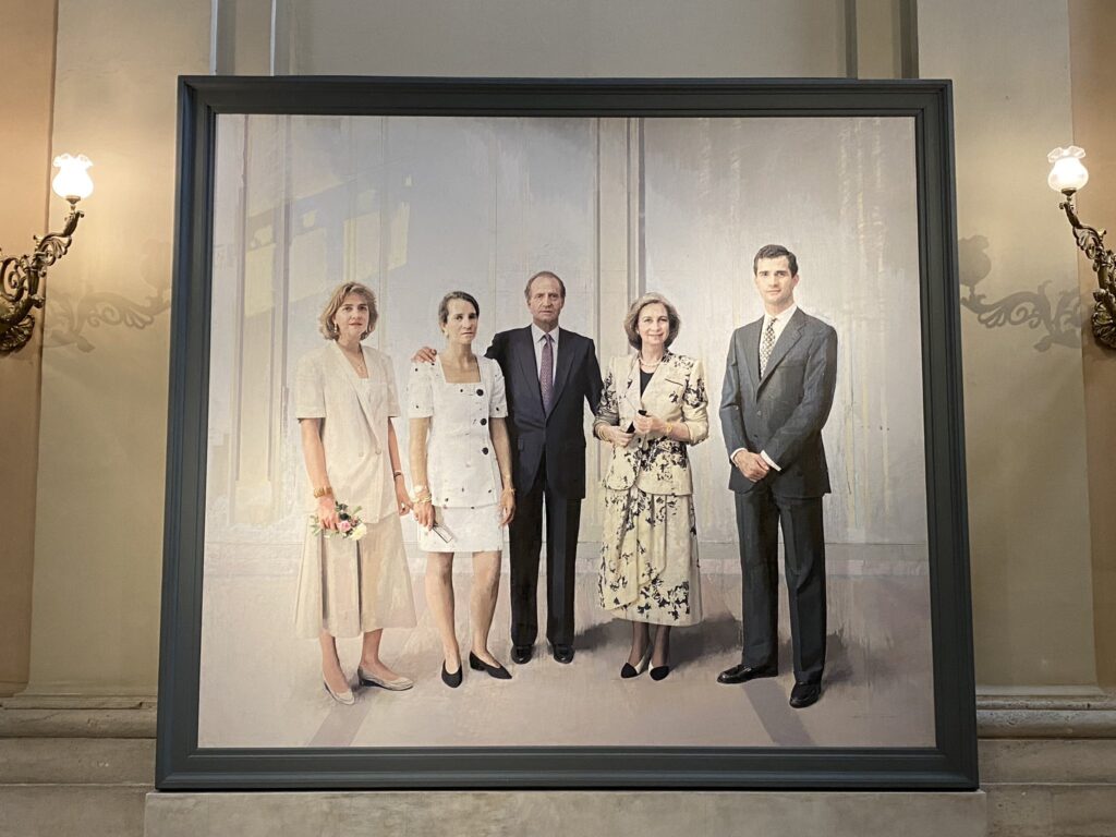 マドリード王宮：大階段を登り、最初に入る大広間「衛兵の間」