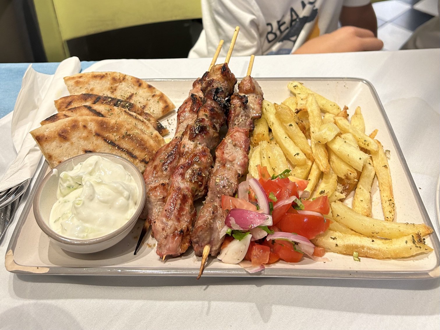 ギリシャレストラン「GREEK STORIES」でのランチ