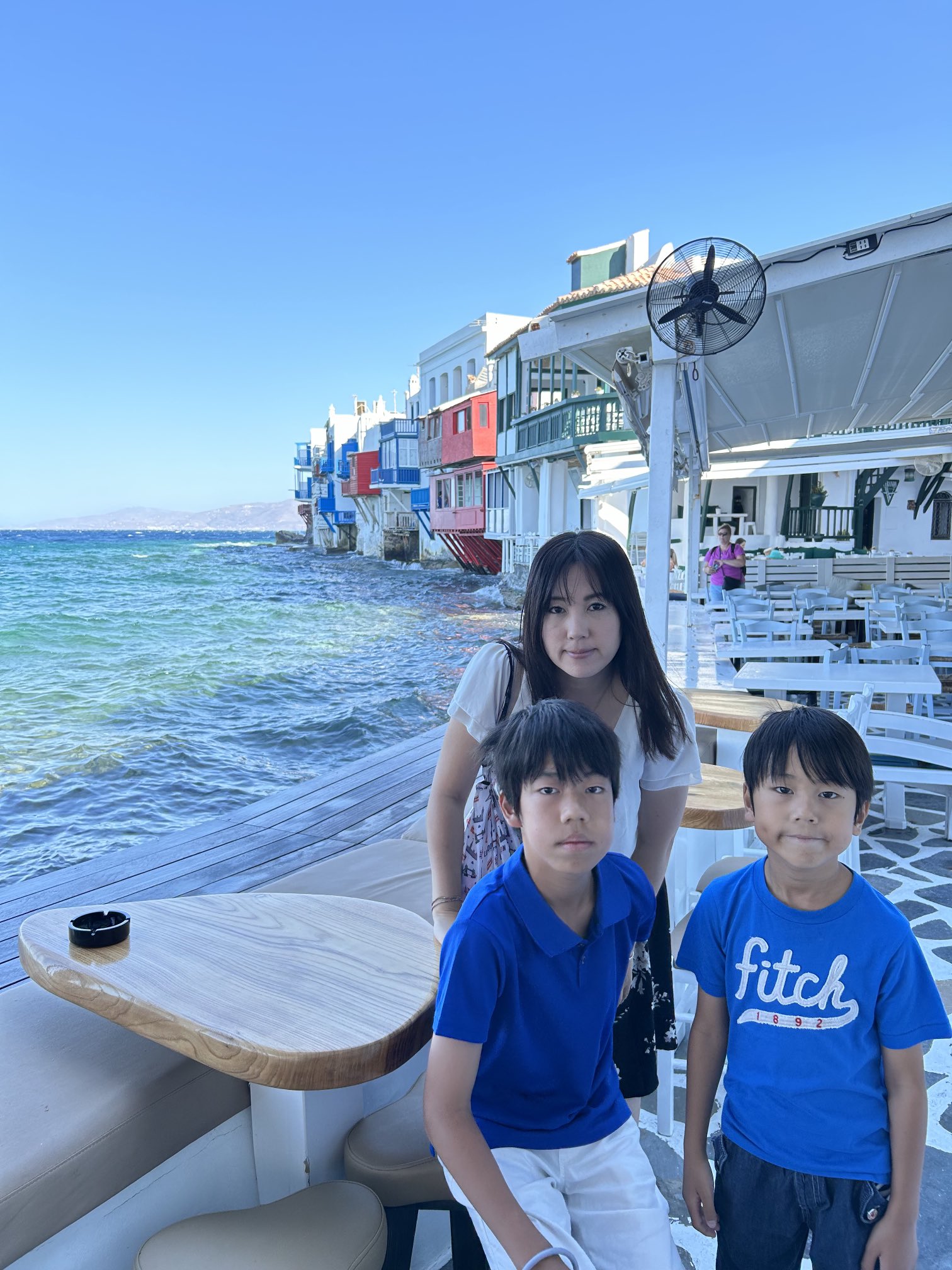 ミコノス島・水際に建つカラフルな建物達が特徴的な「リトル・ベニス」