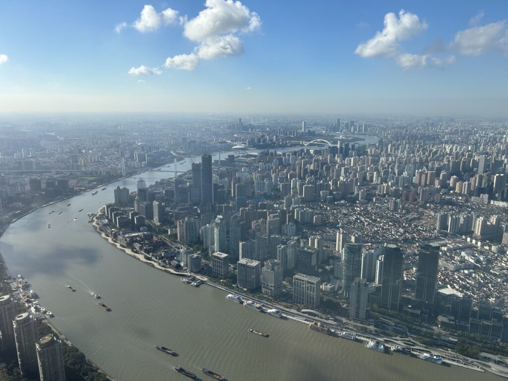 上海タワーから望む、上海の街並み