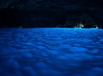 カプリ島・青の洞窟