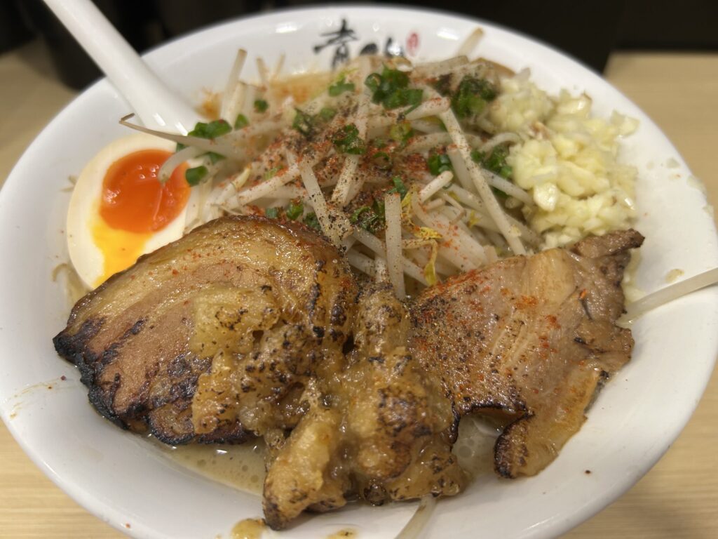 上海グルメ・二郎系ラーメン屋「青山製麺・日式拉麺」