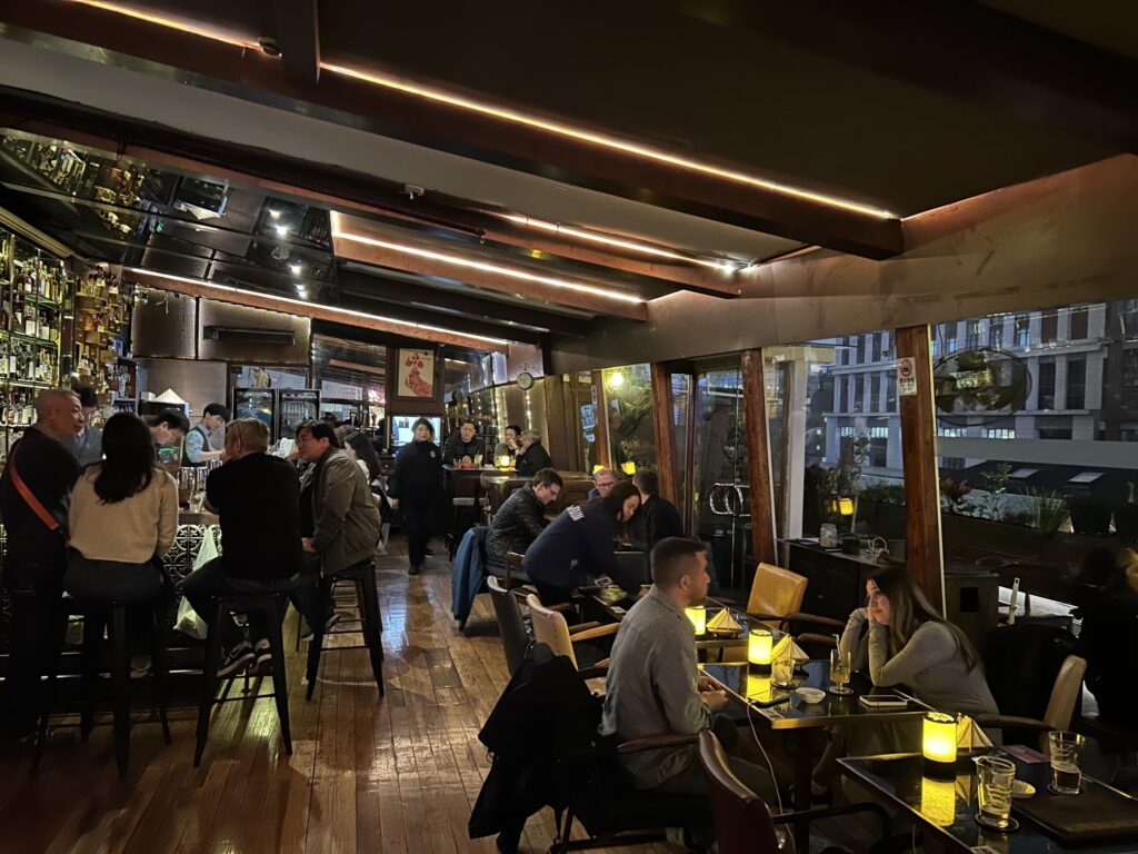 上海グルメ：「The Captain」