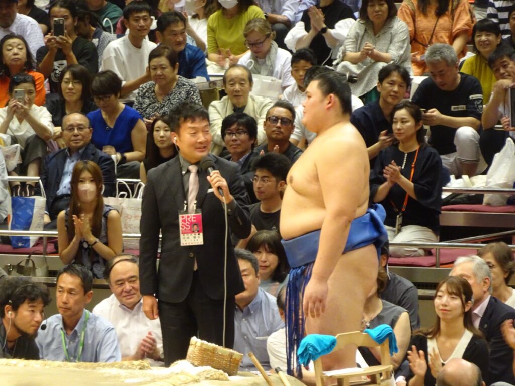 大の里の優勝インタビュー