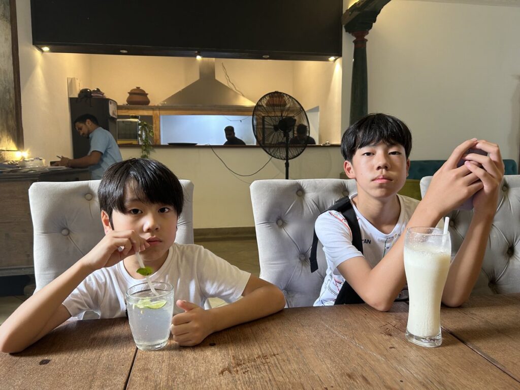 ゴール旧市街のChurch Street Gourmetで小休憩