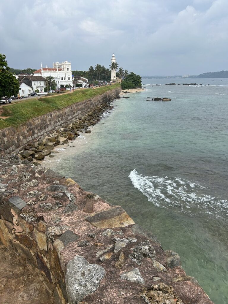 世界遺産「ゴールの旧市街と要塞」のコロニアル調の街並み