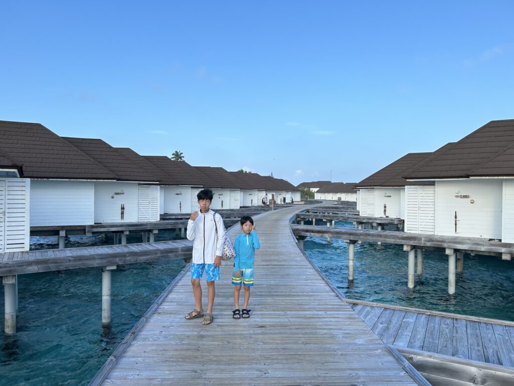 「Sun Siyam Olhuveli」のプール付グランド水上ヴィラ